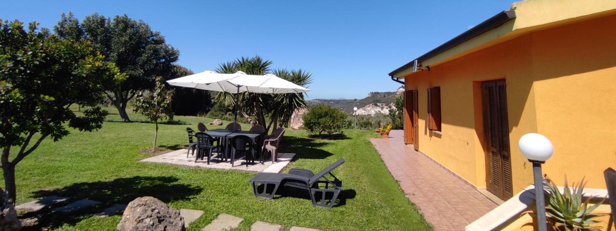 Grotta Delle Fate Bed & Breakfast Ossi